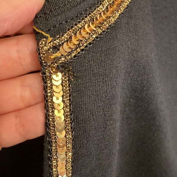 Handcrafted Cold Sequin and Floral Embroidered Black Cardigan - Picture 10 of 12